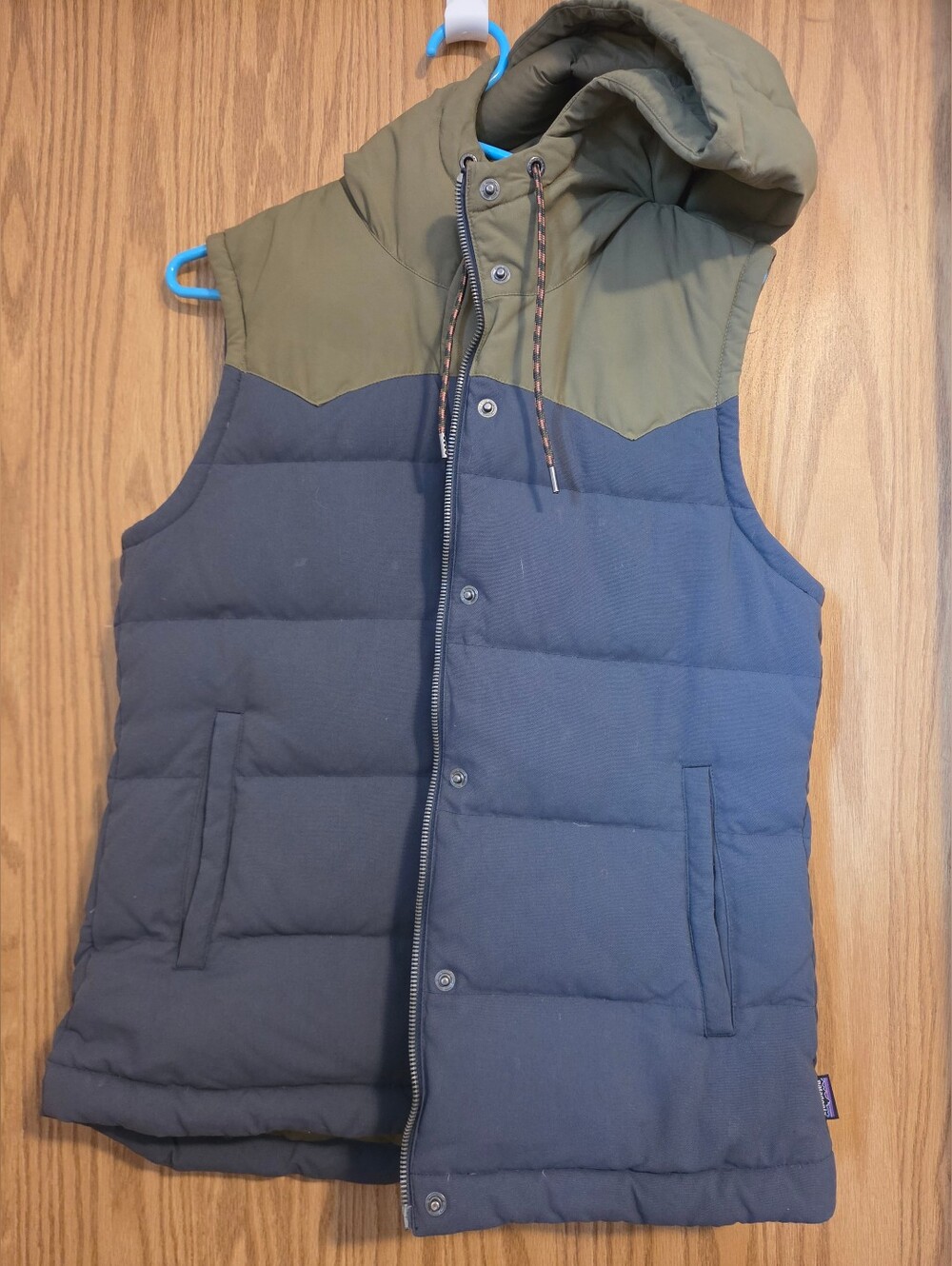 Women's Hooded Puffer Vest - Olive & Navy